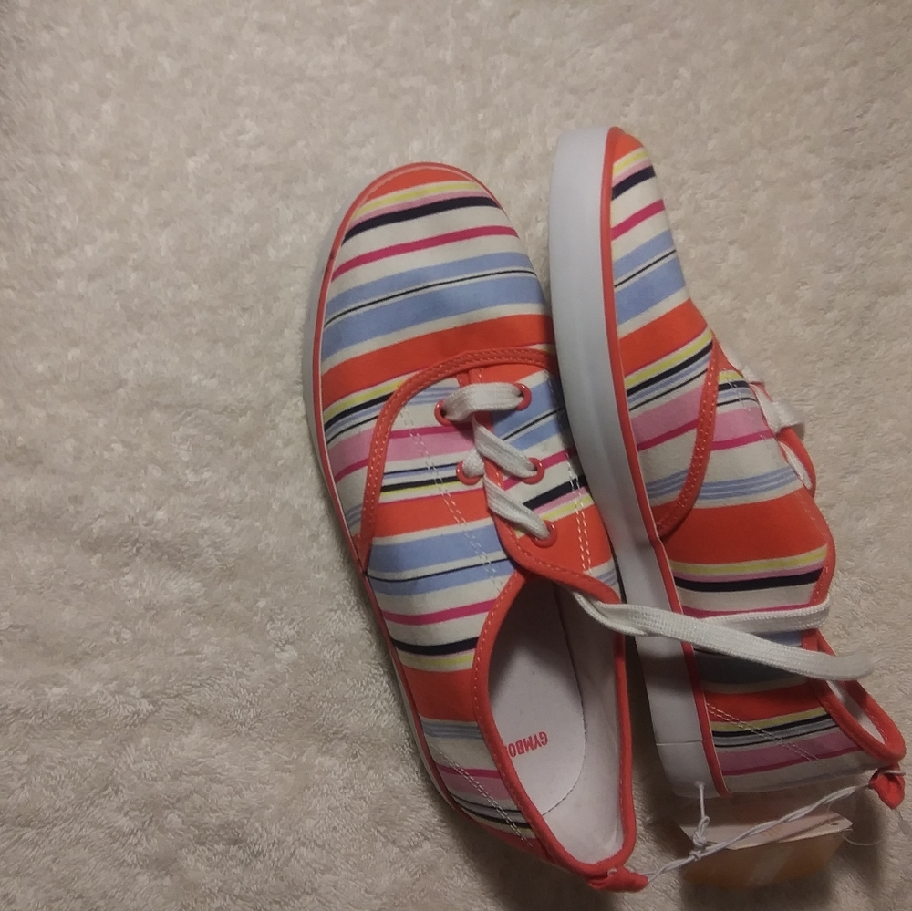 Gymboree  striped sneakers size 4
